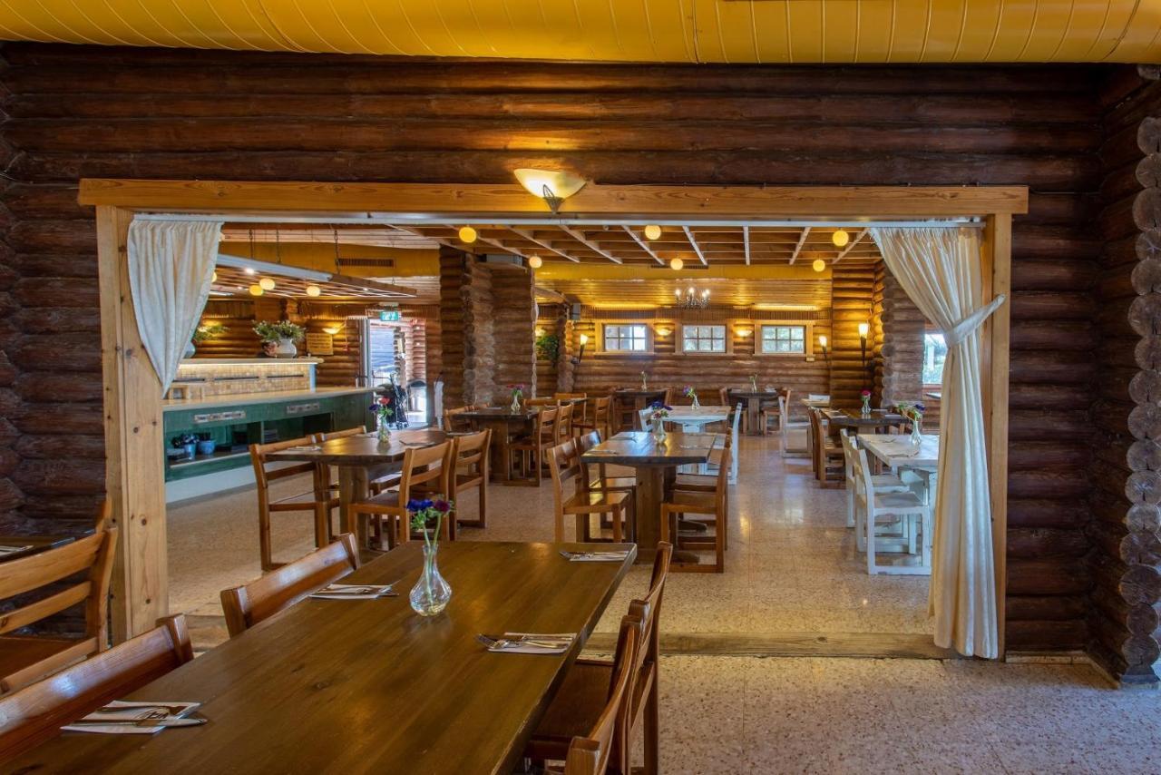 Logos Hotel In Yad Hashmona Εξωτερικό φωτογραφία