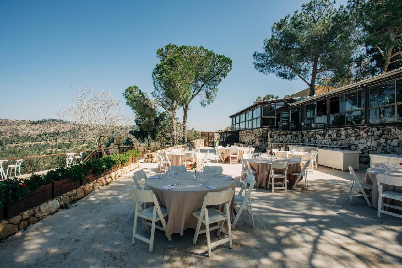 Logos Hotel In Yad Hashmona Εξωτερικό φωτογραφία