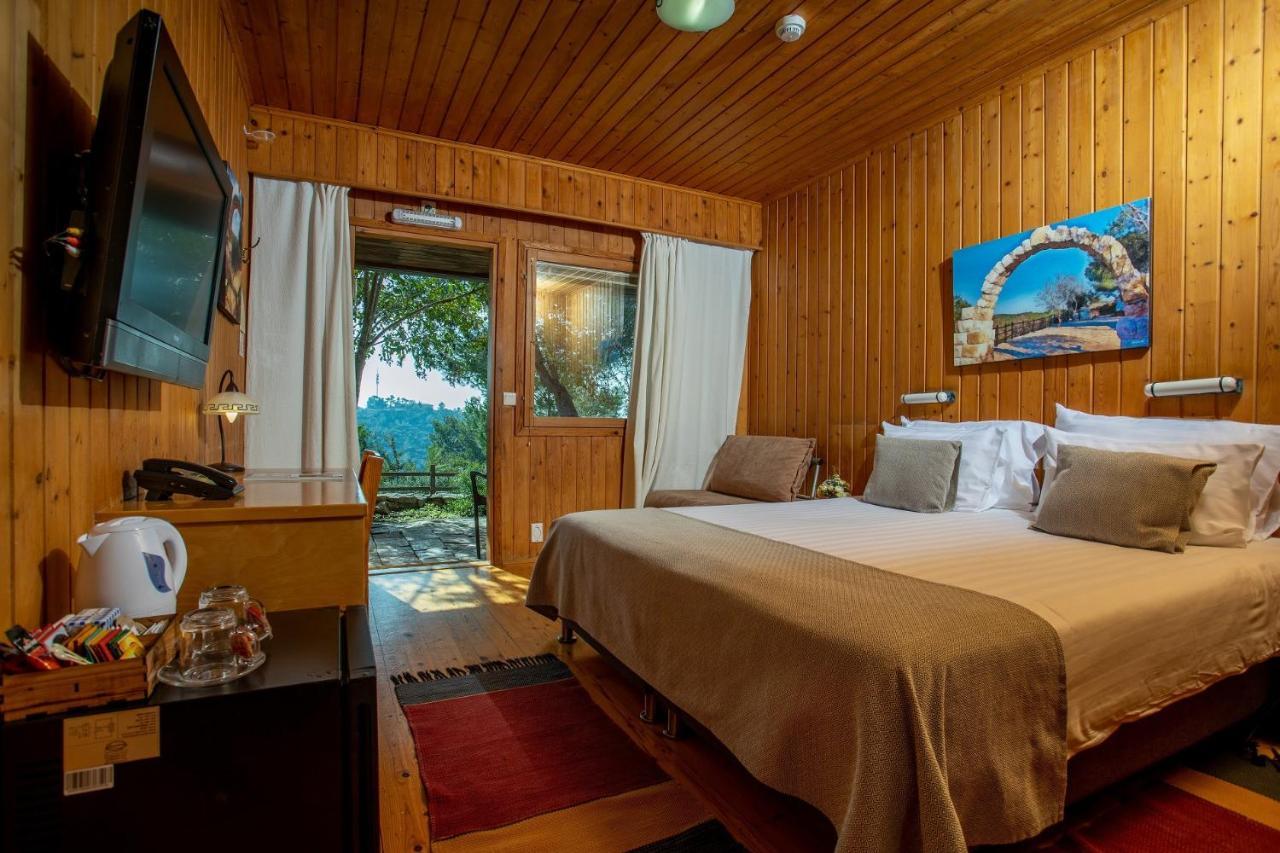 Logos Hotel In Yad Hashmona Εξωτερικό φωτογραφία