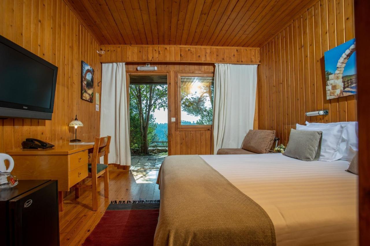 Logos Hotel In Yad Hashmona Εξωτερικό φωτογραφία