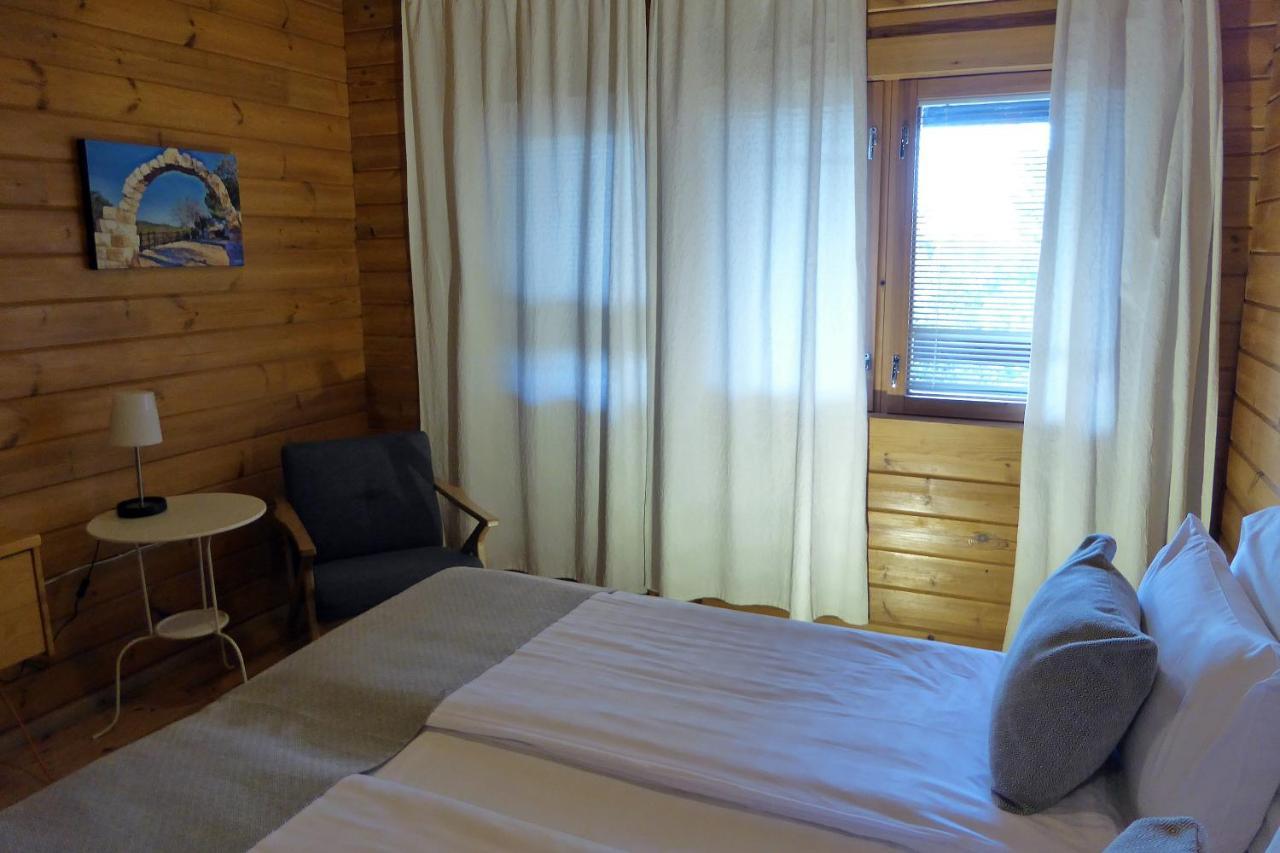 Logos Hotel In Yad Hashmona Εξωτερικό φωτογραφία
